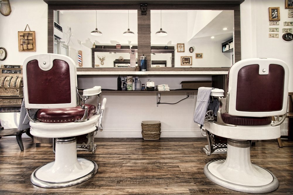 The Ultimate Guide to Stylish Barbershops & Trendsetting Hairdressers